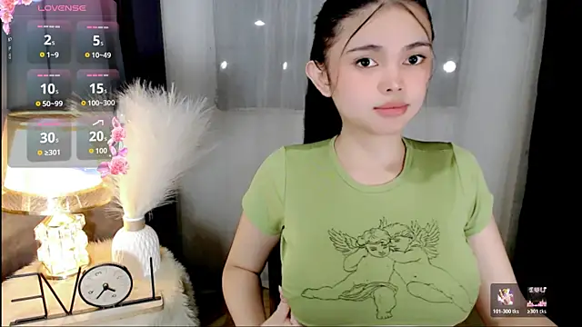 Snapshot of wildest_fantasy chatting on 06-25-26, 04:22 wildest fantasy online show from 06-25-26, 04:22