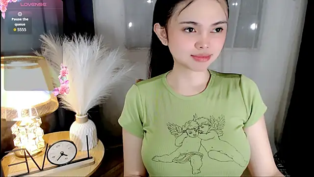 Snapshot of wildest_fantasy chatting on 07-05-26, 10:17 wildest fantasy online show from 07-05-26, 10:17
