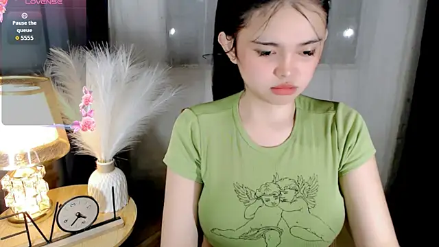 Snapshot of wildest_fantasy chatting on 07-13-26, 01:52 wildest fantasy online show from 07-13-26, 01:52