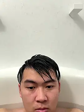 Snapshot of hiromu53 chatting on 10-11-25, 10:47 hiromu53 online show from 10-11-25, 10:47