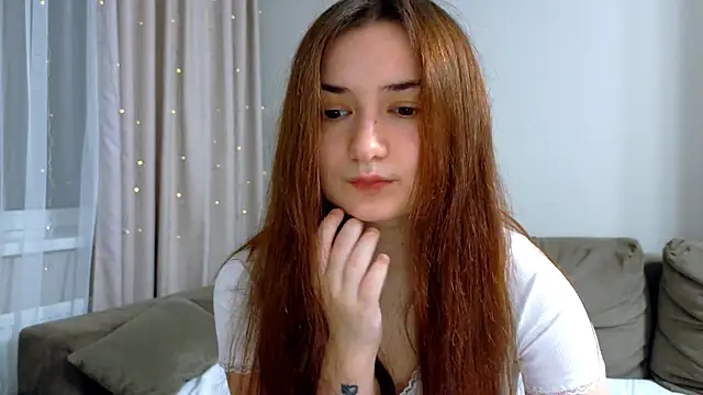 Lelia Vibe online show from 10-29-25, 01:41