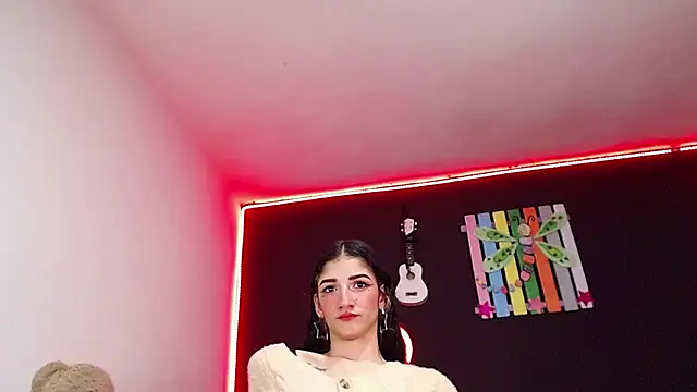 ingrid zese  online show from 09-10-25, 08:31