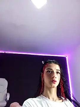 ingrid zese  online show from 12-05-25, 04:47