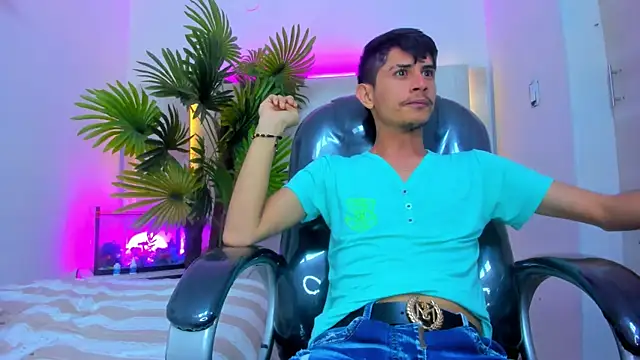 Wicked Twink online show from 10-26-25, 01:17