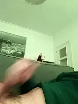 Snapshot of DannySastre91 chatting on 11-10-25, 10:20 DannySastre91 online show from 11-10-25, 10:20