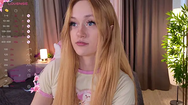 Snapshot of HeyMonkey_ chatting on 09-11-25, 07:30 HeyMonkey  online show from 09-11-25, 07:30