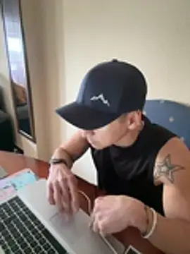 Latinhot31 online show from 02-23-26, 02:36