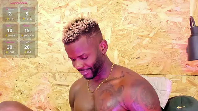 Snapshot of santiblack7 chatting on 11-01-25, 08:44 santiblack7 online show from 11-01-25, 08:44