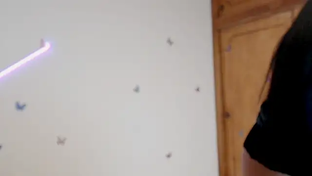 angelyxs online show from 11-04-25, 07:35