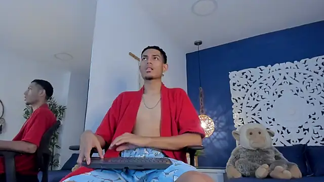 Snapshot of Adonis_WB chatting on 09-18-25, 09:28 Adonis WB online show from 09-18-25, 09:28