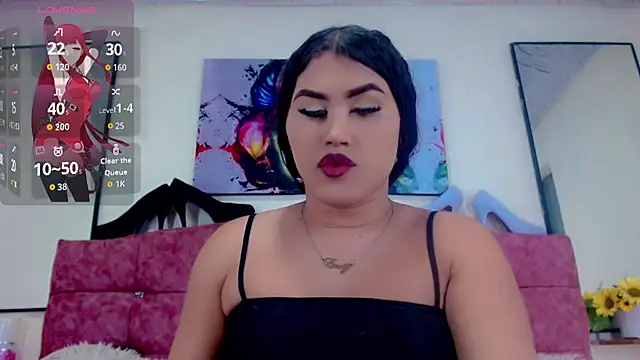 Snapshot of Eemily_- chatting on 10-20-25, 08:31 Eemily - online show from 10-20-25, 08:31