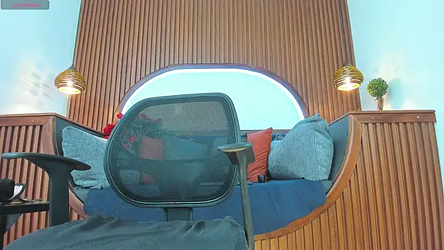 Donovan Desmond online show from 11-03-25, 07:59