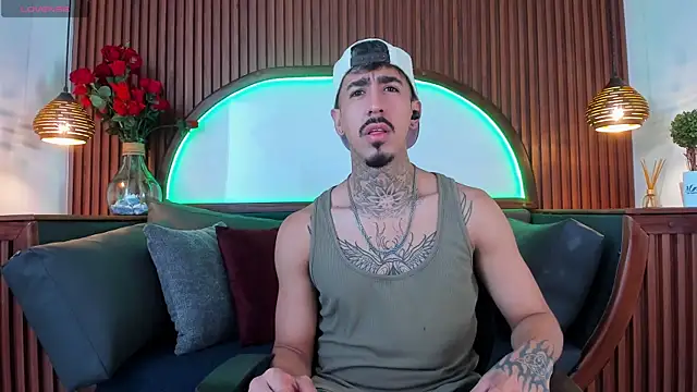 Donovan Desmond online show from 11-21-25, 08:18