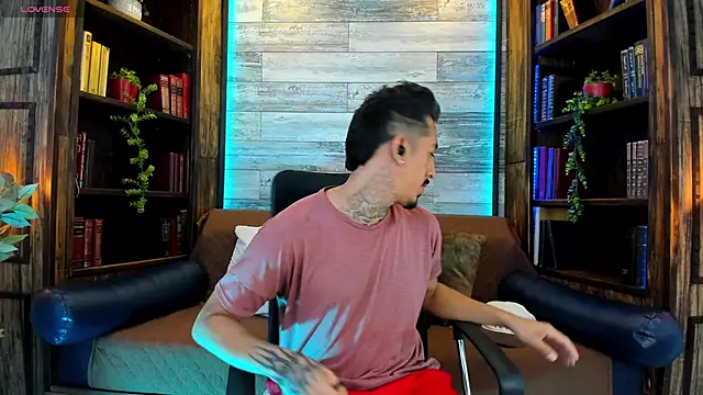 Donovan Desmond online show from 03-31-26, 01:44