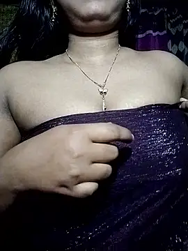 Hot-Hot online show from 01-10-26, 04:36