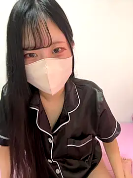 noa uxu online show from 09-26-25, 12:03