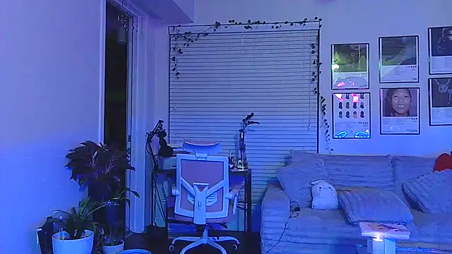 Snapshot of jg0ld chatting on 09-29-25, 07:35 jg0ld online show from 09-29-25, 07:35