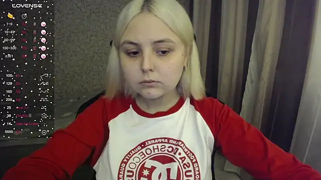 Snapshot of vendymories chatting on 09-16-25, 08:54 vendymories online show from 09-16-25, 08:54