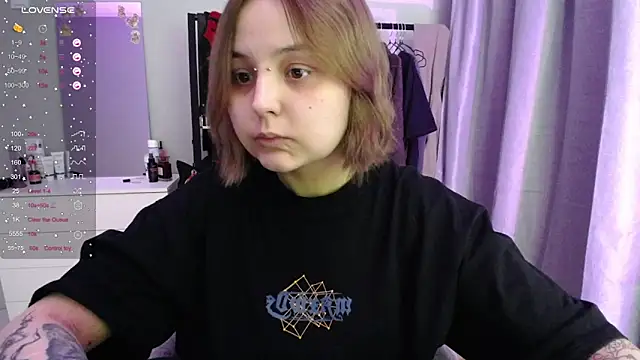 Snapshot of vendymories chatting on 02-03-26, 11:59 vendymories online show from 02-03-26, 11:59