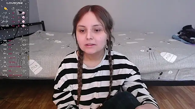 Snapshot of vendymories chatting on 02-19-26, 12:45 vendymories online show from 02-19-26, 12:45