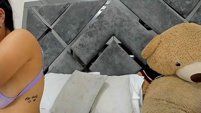 Snapshot of Sweet_Salome1 chatting on 11-01-25, 12:29 Sweet Salome1 online show from 11-01-25, 12:29