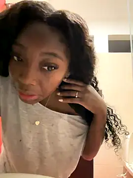 EmilyKisx online show from 12-03-25, 10:13