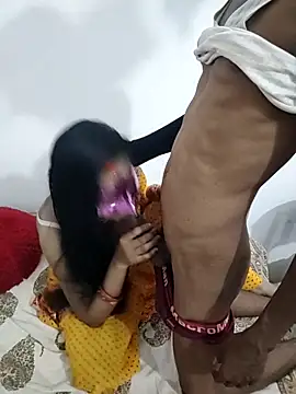 Snapshot of LOVE568 chatting on 10-17-25, 03:03 LOVE568 online show from 10-17-25, 03:03