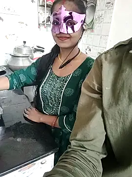 Snapshot of LOVE568 chatting on 11-08-25, 02:56 LOVE568 online show from 11-08-25, 02:56