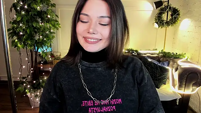 Dark Moni online show from 12-17-25, 02:28