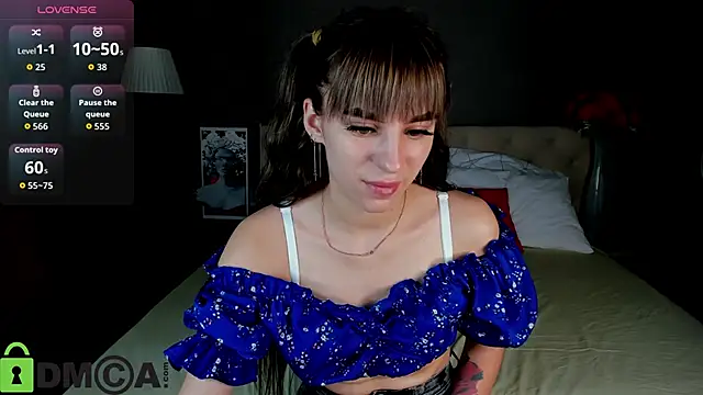 Snapshot of lasly_moon chatting on 09-26-25, 06:39 lasly moon online show from 09-26-25, 06:39