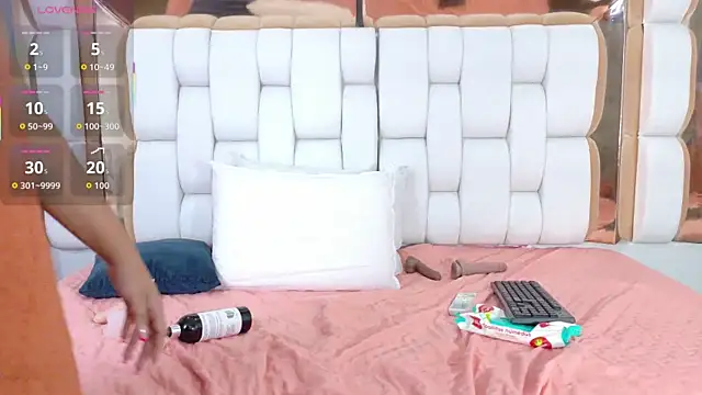 Daddyfavouritegirl online show from 11-18-25, 08:08