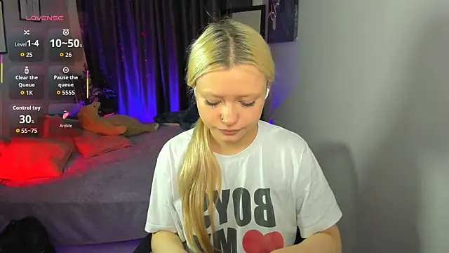 Millie Vanillies online show from 12-14-25, 06:30