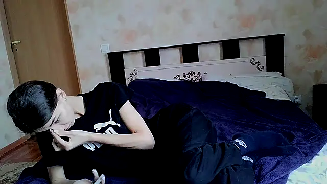 Crazy Empresis online show from 12-04-25, 07:17