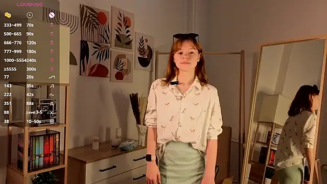 Snapshot of TiannaBorlace chatting on 09-19-25, 11:11 TiannaBorlace online show from 09-19-25, 11:11