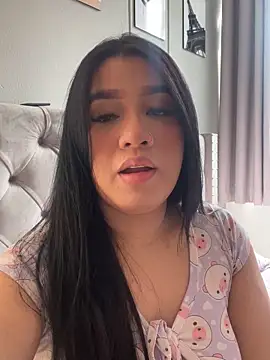 Aliciawhitee online show from 11-30-25, 06:01