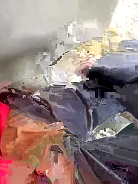 Snapshot of longfuckk chatting on 10-31-25, 08:15 longfuckk online show from 10-31-25, 08:15