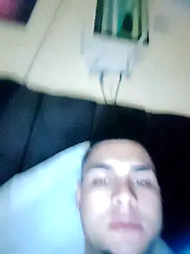 Snapshot of gaeldavid chatting on 09-11-25, 07:52 gaeldavid online show from 09-11-25, 07:52