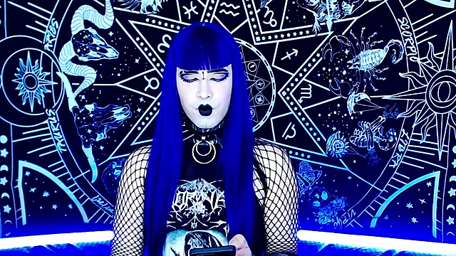 naomi satan online show from 12-18-25, 11:55