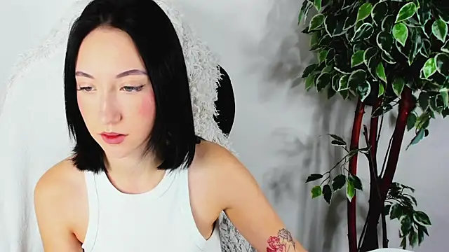 EileenMoores online show from 09-10-25, 06:02