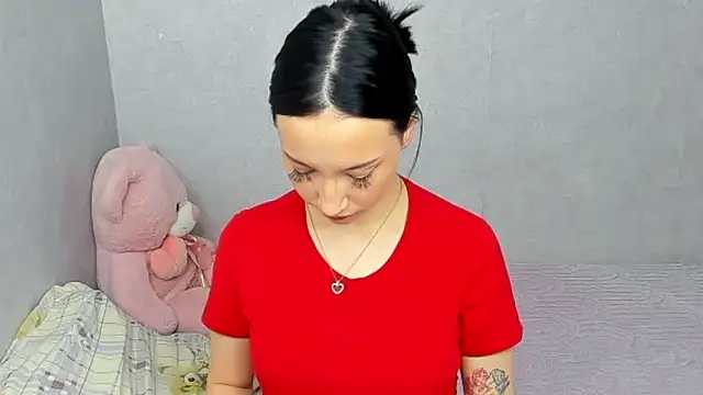 EileenMoores online show from 03-11-26, 04:02