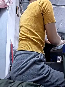 Snapshot of irina_hana chatting on 12-22-25, 01:13 irina hana online show from 12-22-25, 01:13