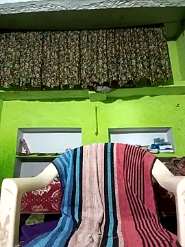 Snapshot of ZIVAA chatting on 09-20-25, 10:05 ZIVAA online show from 09-20-25, 10:05