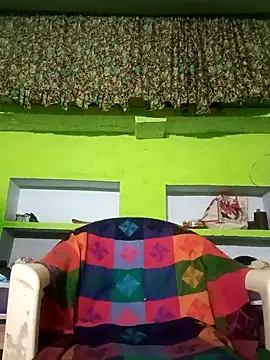 Snapshot of ZIVAA chatting on 10-15-25, 06:19 ZIVAA online show from 10-15-25, 06:19