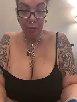 dieseldame1313 online show from 01-14-25, 01:26