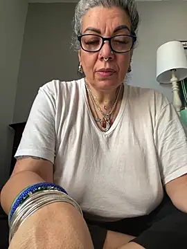 dieseldame1313 online show from 02-21-25, 07:32