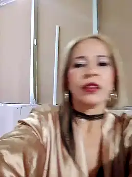Snapshot of Alisson_Milf chatting on 09-19-25, 12:23 Alisson Milf online show from 09-19-25, 12:23