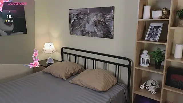 Snapshot of Bonnie_Nunez chatting on 11-08-25, 05:45 Bonnie Nunez online show from 11-08-25, 05:45