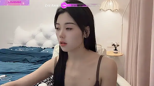 bao-bao- online show from 11-12-25, 04:07