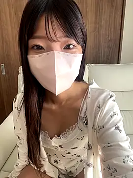 Snapshot of y_yunchan chatting on 10-06-25, 11:46 y yunchan online show from 10-06-25, 11:46