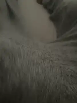 Snapshot of Moy27m chatting on 11-06-25, 02:18 Moy27m online show from 11-06-25, 02:18